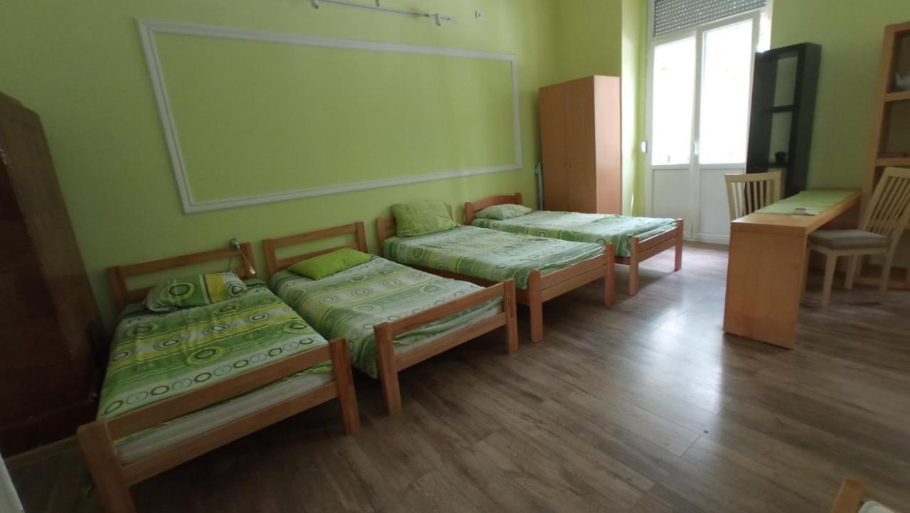 Apartment Kiki Novi Sad Exteriör bild